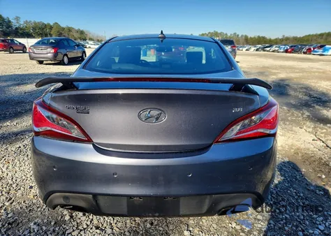 2016 Hyundai Genesis Coupe 3.8 R-Spec z USA, uszkodzony, nr VIN KMHHU6KJ0GU131802